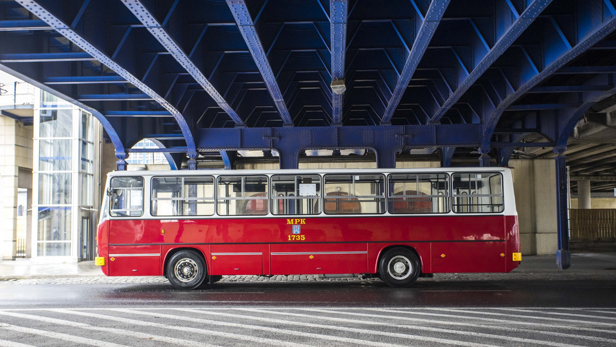 Poznań: W sobotę rusza nocna linia turystyczna z zabytkowymi autobusami