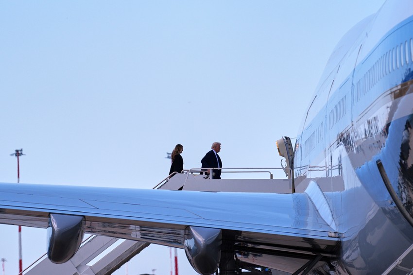 Donald i Melanija Tramp napuštaju Rim