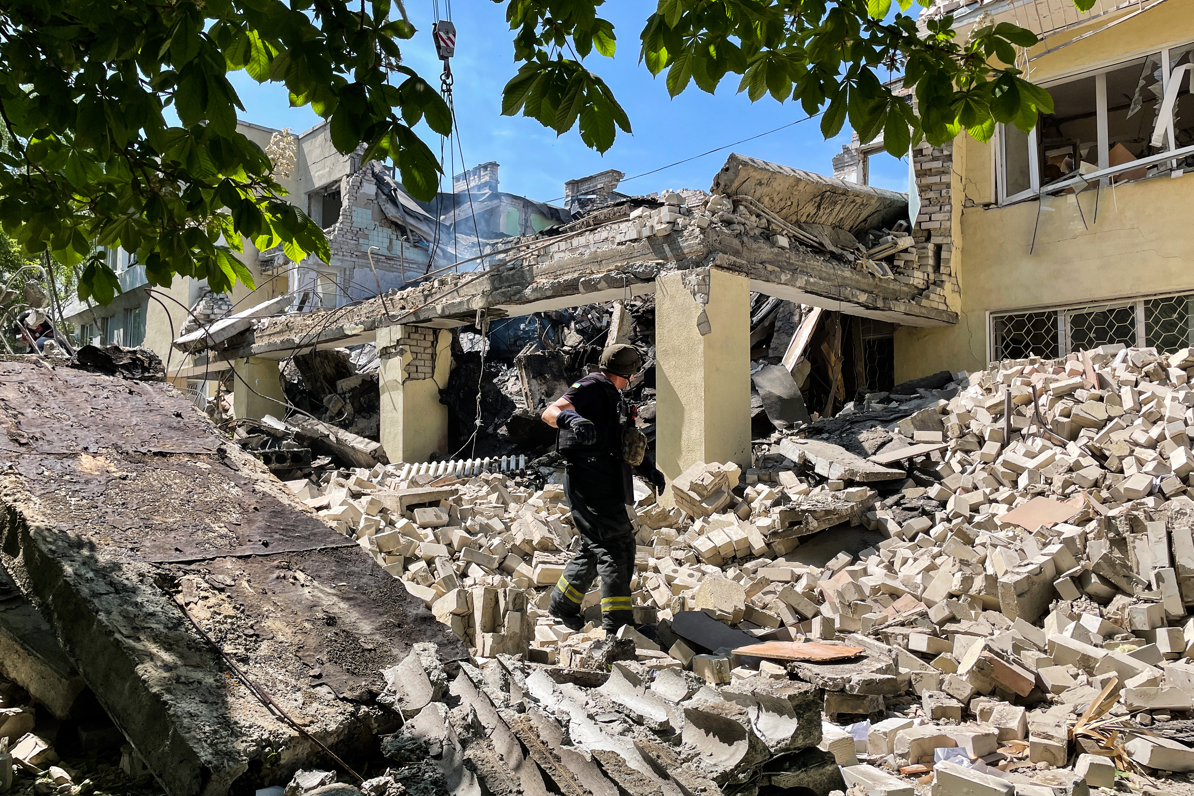 Capodanno a Kherson: un drone colpisce un hotel, almeno 24 morti