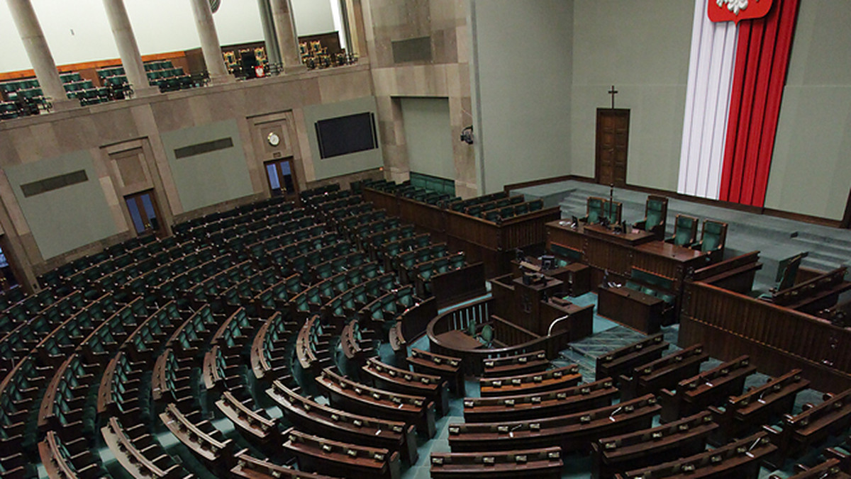 Dziś godz. 14 Sejm rozpoczął kolejne posiedzenie. Posłowie będą głosować nad ustawą budżetową na 2013 rok. Na głosowanie przewidziano sześć godzin.