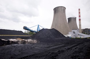 Notowania Tauronu spadły, bo spółka planuje wielomiliardowe inwestycje