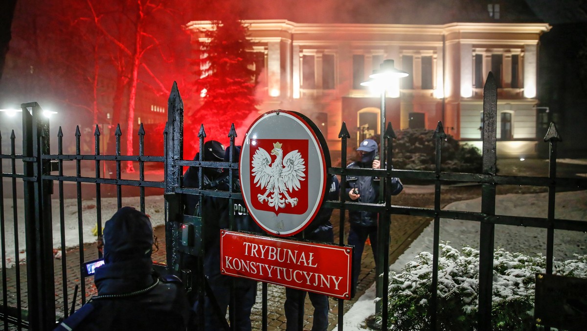 Protest przeciwko zaostrzeniu prawa aborcyjnego 28 stycznia w Warszawie.