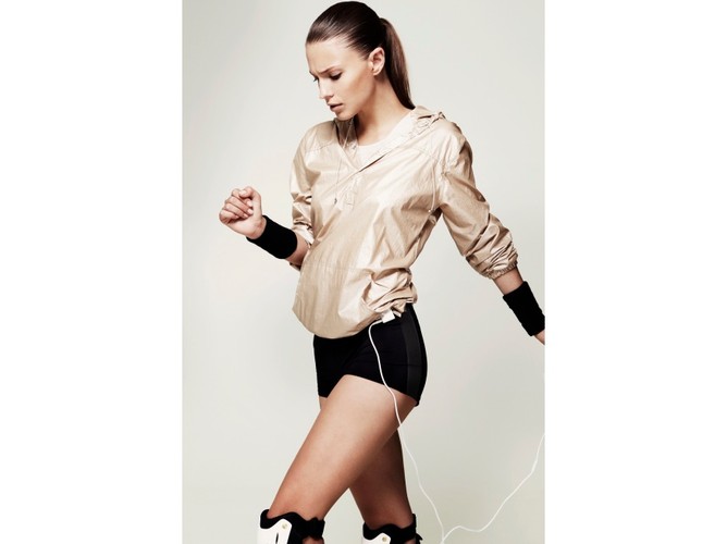 Modowo-technologiczny mix - wyjątkowa kolekcja adidas dla Oysho 2011.