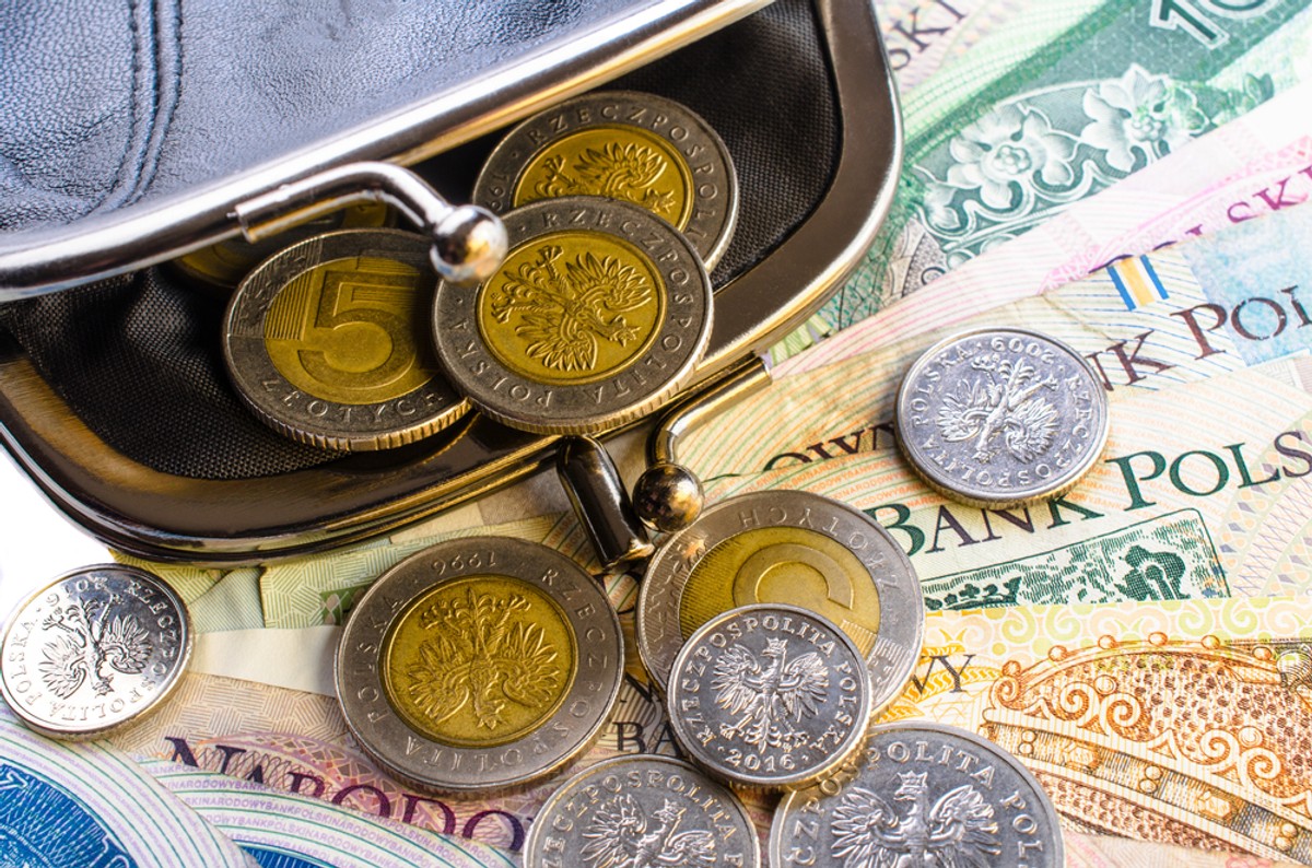 Zasiłek dla bezrobotnych w 2025 r. Kto dostanie choćby 2 000 zł i na jak długo?