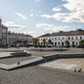 Zabetonowany rynek w Skierniewicach