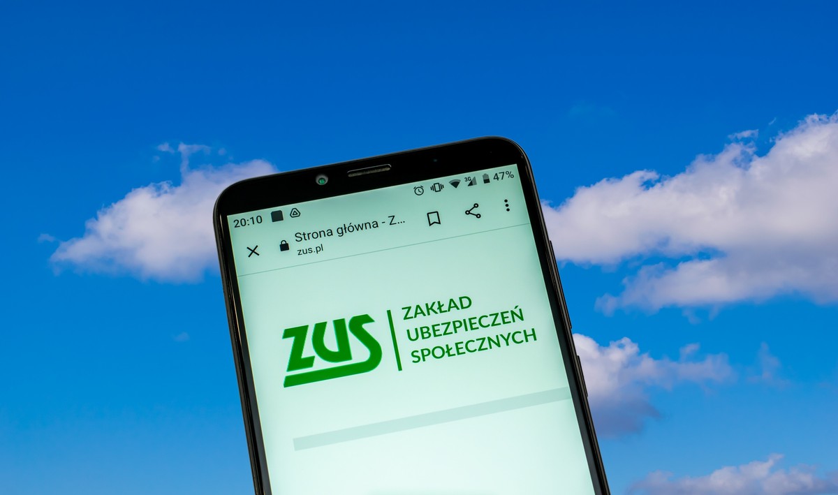 ZUS ujawnił ile Polaków ma wysokie emerytury. Powyżej 7000 zł emerytury ma 100 000 osób, 250 000 czy 450 000? A 10 000+ zł?