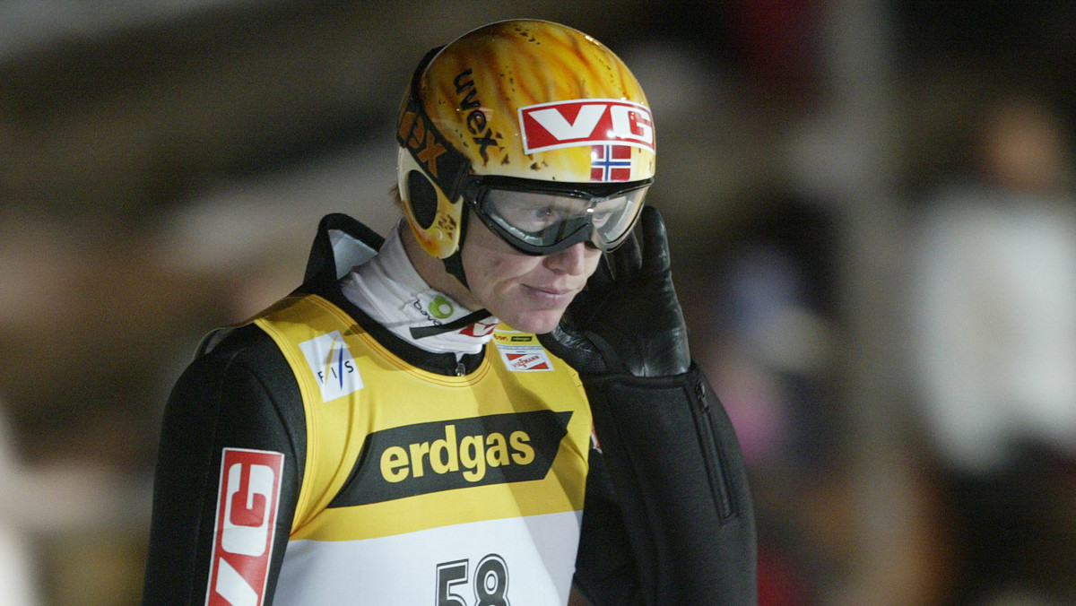 Były dwukrotny mistrz świata w lotach, Norweg Roar Ljoekelsoey, zastąpił w niemieckiej kadrze skoczków narciarskich Stefana Horngachera, który od tego sezonu będzie prowadził polską reprezentację.
