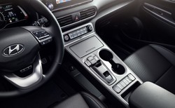 Nowy Hyundai KONA Electric z zasięgiem 470 km. Koreańczycy zbierają owoce ogromnych nakładów na rozwój