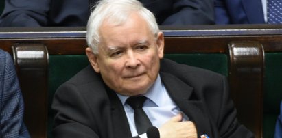 Jarosław Kaczyński ujawnił majątek. Ekspert radzi, co robić z taką sumą: trzymać w skarpecie czy inwestować? 