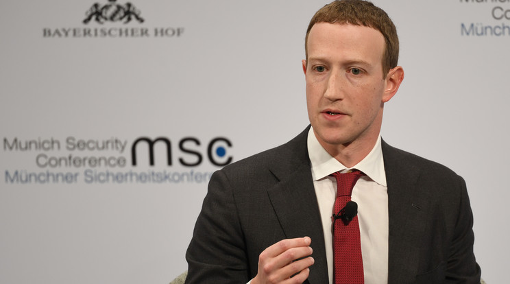 A Mark Zuckerberg által alapított Facebook is túl nagy hatalomra tett szert az amerikai törvényhozók szerint /Fotó: Northfoto