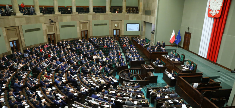 Sejm przyjął budżet na 2020 r. bez deficytu