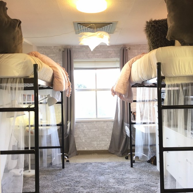 Studentska soba nakon renoviranja