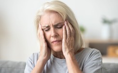 Pacjenci z bólami migrenowymi szybciej zdrowieją po infekcji koronawirusem