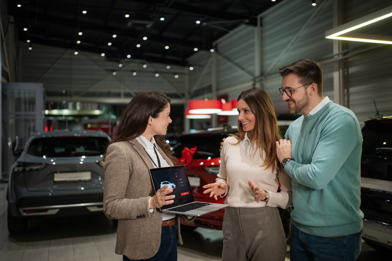 Automobilky predstavujú nové modely aj na menších podujatiach, testovacích dňoch a online prezentáciách. 