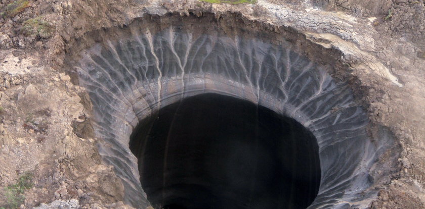 Tajemnicze kratery na Syberii