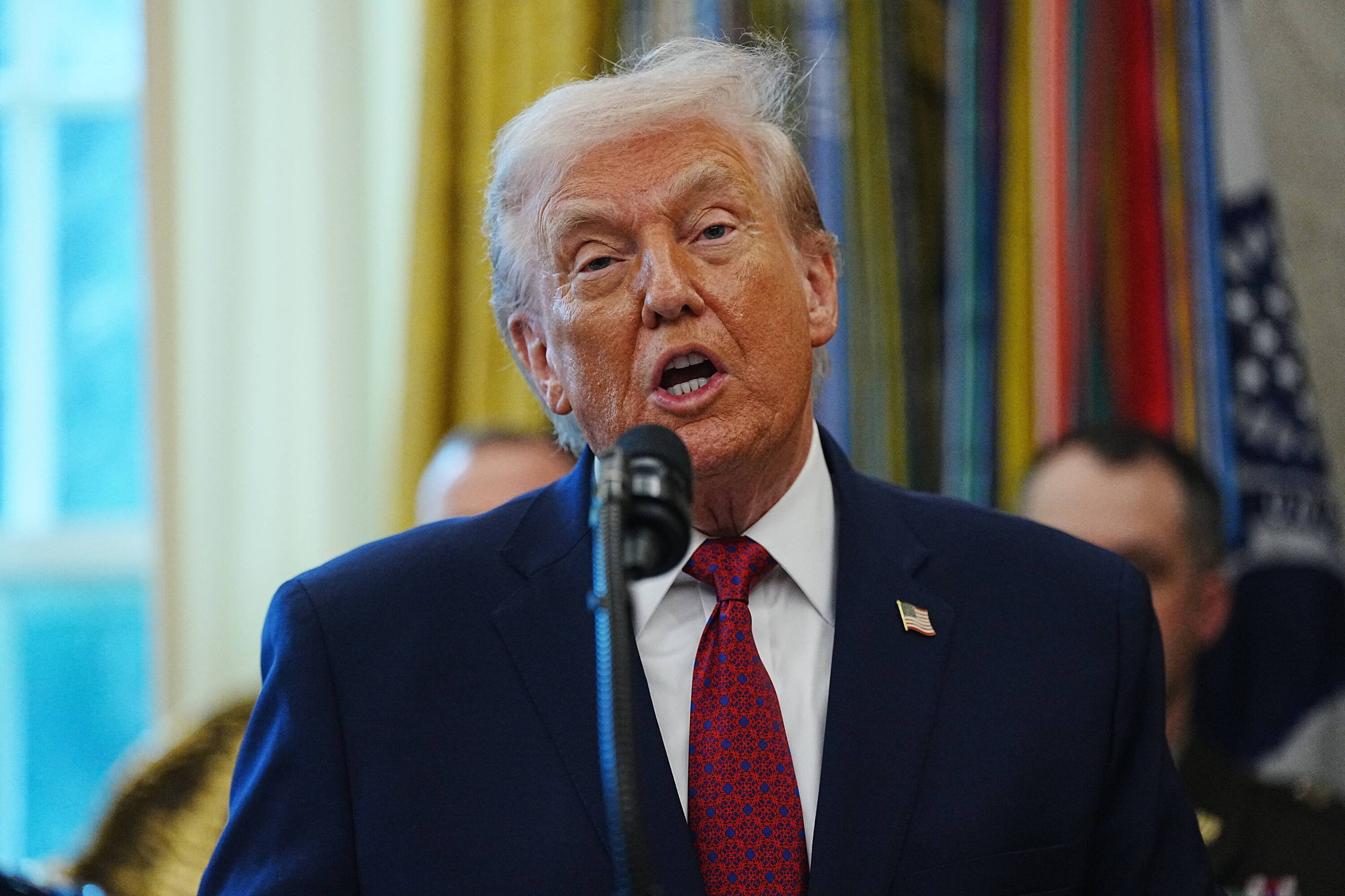 Siedem ofiar protestów w Iranie. Trump: Jesteśmy uzbrojeni i gotowi