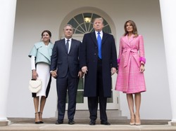 Trafiła kosa na kamień! Róż nie wystarczył, aby Melania Trump wyglądała lepiej niż prezydentowa Kolumbii. FOTO