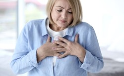 Wczesna menopauza związana z większym ryzykiem chorób serca