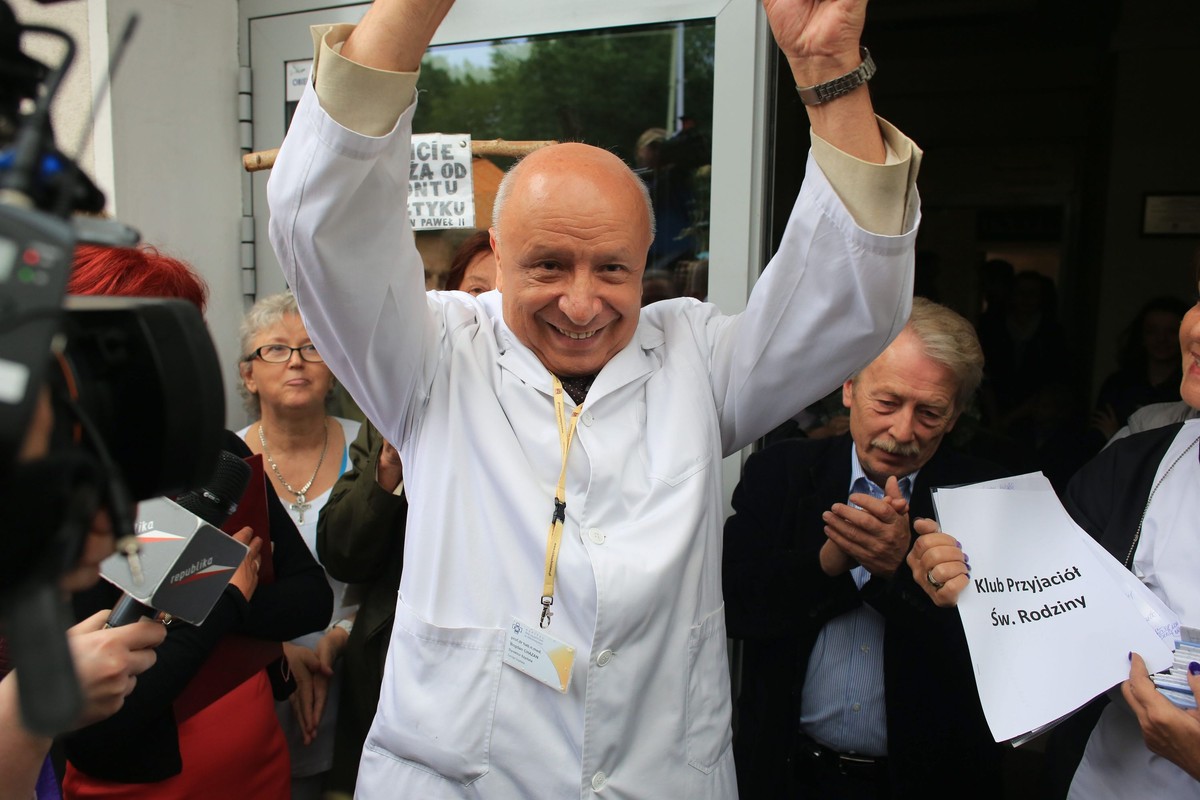 Pikieta poparcia dla prof. Bogdana Chazana