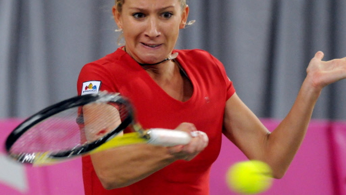 Marta Domachowska odniosła zwycięstwo w I rundzie kwalifikacji do turnieju głównego WTA w Stambule (z pulą nagród 220 tys. dol.). W pierwszym swym meczu na tureckiej ziemi, polska tenisistka pokonała 7:5, 6:4 Gruzinkę Oksanę Kałasznikową.