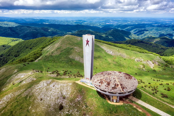 Buzłudża, "świątynia komunizmu" w Bułgarii