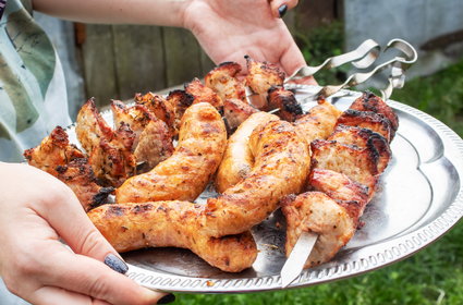 Oto plan Polaków na grillowanie. Tak szykują budżety [BADANIE]