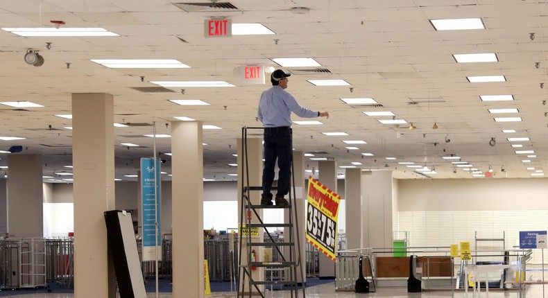 empty sears store closure retail apocalypse