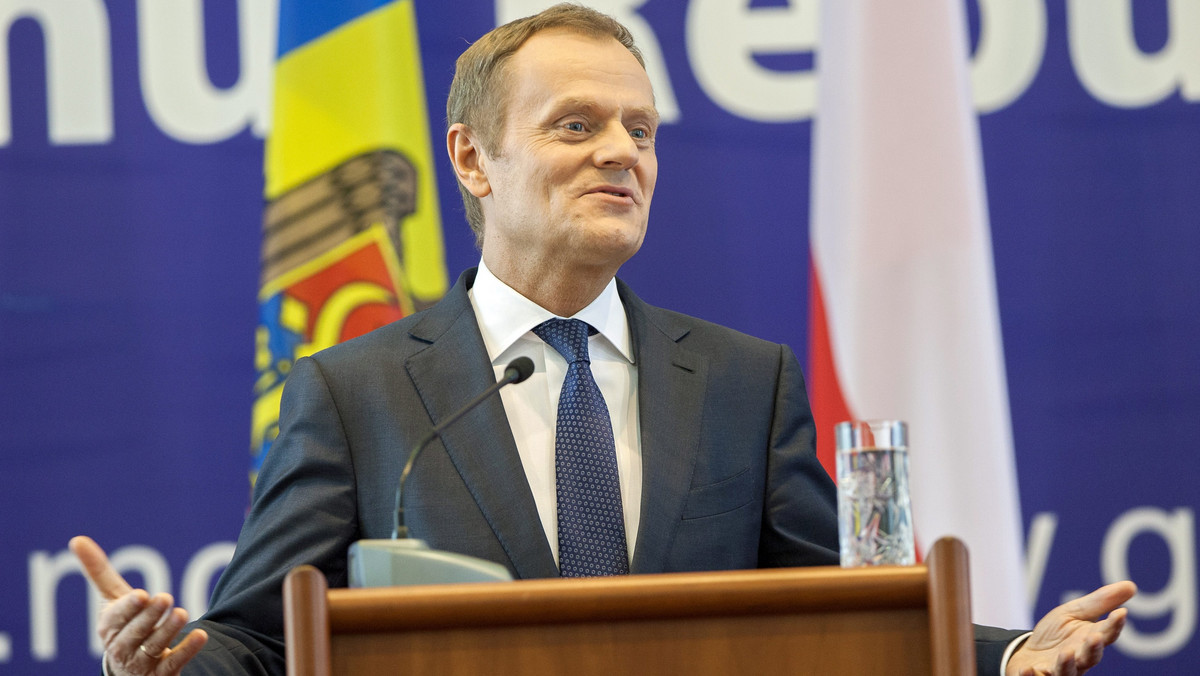 UE opłaca się każdemu obywatelowi, a mniejszości narodowe nie są lepiej chronione nigdzie na świecie - przekonywał w Kiszyniowie premier Donald Tusk. Szef rządu Mołdawii podkreślał rolę Polski w podejmowaniu decyzji przez UE w sprawie Ukrainy i całego regionu.