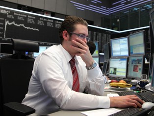 Deficyt strefy euro pogrążył europejskie indeksy