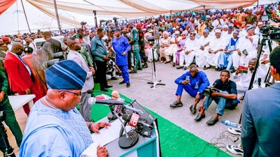 Gov. Adeleke during the inauguration of commissioners in Osogbo on Wednesday. [NAN]