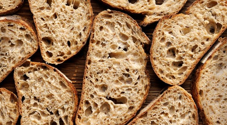Ezért egészségesebb a kovászos kenyér. Fotó: Getty Images