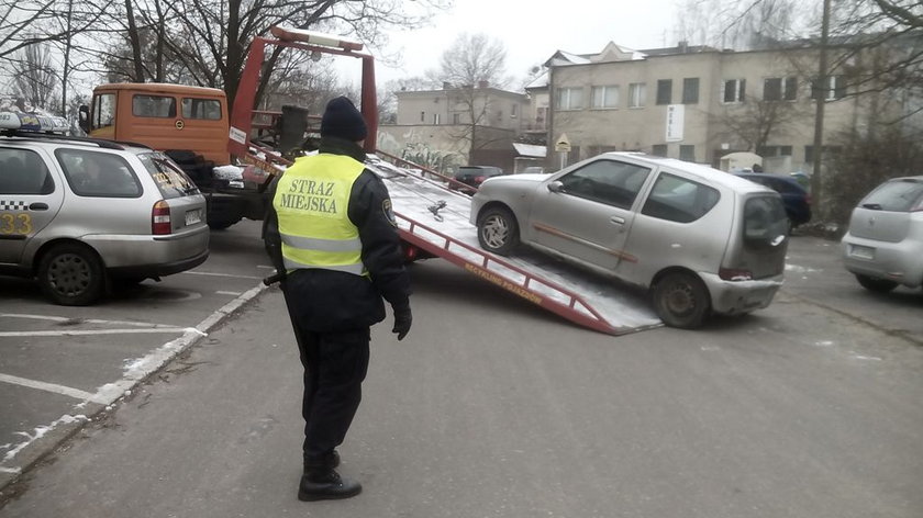 Usuwają wraki z Winograd