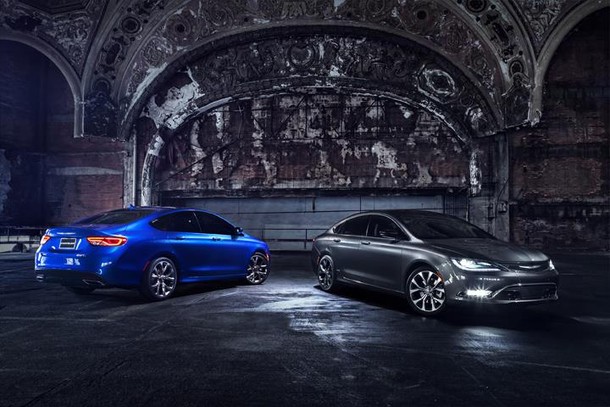 2015 Chrysler 200S and 2015 Chrysler 200C