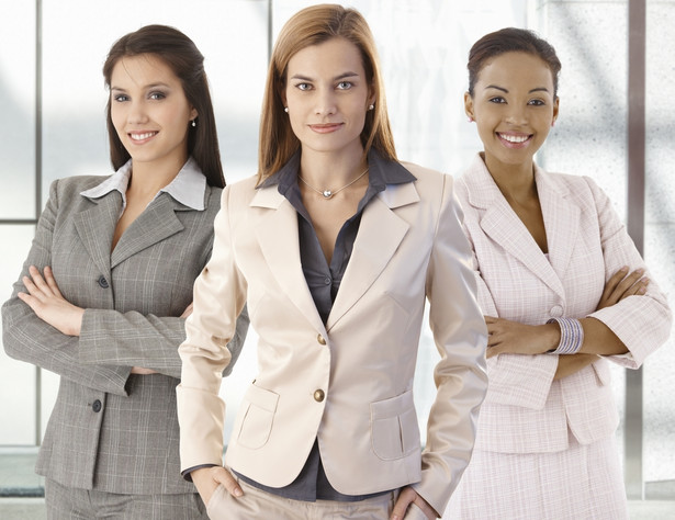 Odsetek kobiet w zarządach firm na całym świecie rośnie, lecz problem parytetu płci w biznesie nadal nie został rozwiązany.
