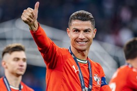 Pojavile se slike Ronalda sa 18 godina i NISMO GA PREPOZNALI! Lice zaprepastilo sve, a zubi - PRIČA ZA SEBE: Sad je jasno koliko je ULOŽIO U IZGLED