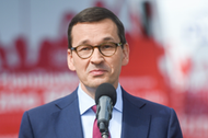 Mateusz Morawiecki kłamie systemowo.