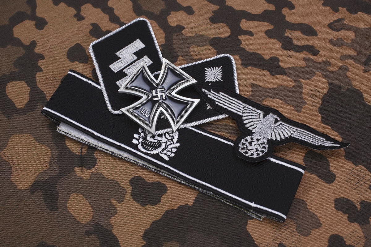 Insygnia Waffen SS