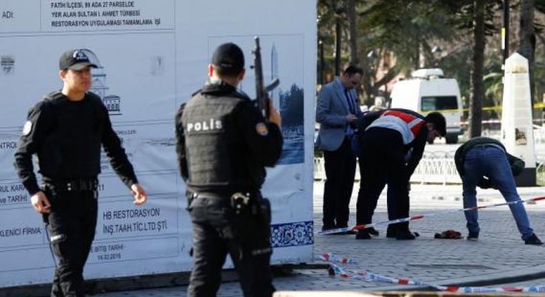 Ten dead, fifteen wounded in Istanbul blast