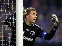 Bramkarz Schalke został oskarżony przez kibiców o zdradę