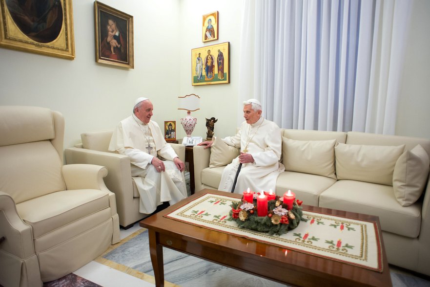 Franciszek I i Joseph Ratzinger (Benedykt XVI)