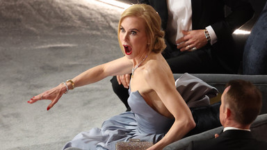 Memy z Nicole Kidman. Aktorka stała się obiektem żartów. Słynne zdjęcie z Oscarów ma drugie dno