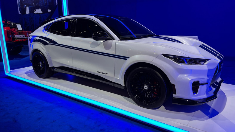 2021 SEMA Show-50