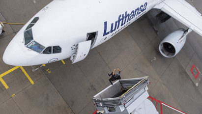 Több budapesti járatát is törölte a Lufthansa-csoport