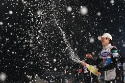 Ryoyu Kobayashi liderem listy płac skoczków narciarskich