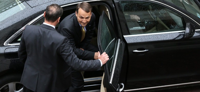 Sikorski: Udało się zażegnać pełzający zamach stanu