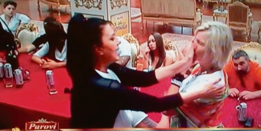 Tuče su svakodnevnica: Saška Karan i Jelena Golubović