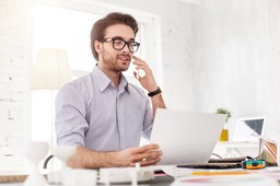 Sprawdź, jak od 7 kwietnia przechowywać dokumenty pracownicze związane z pracą zdalną