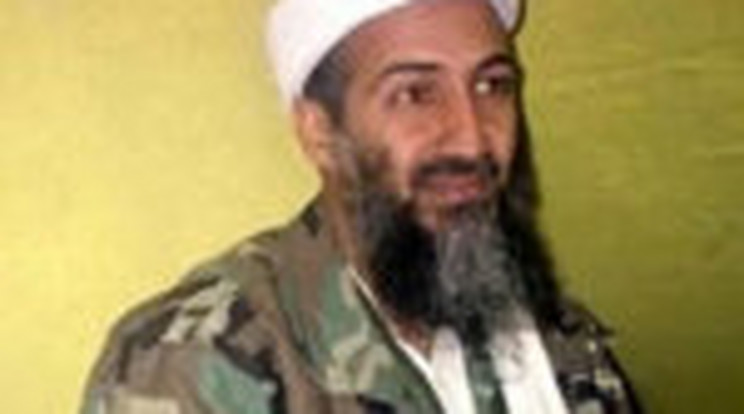 Kiterítve a padlón mérték meg bin Ladent