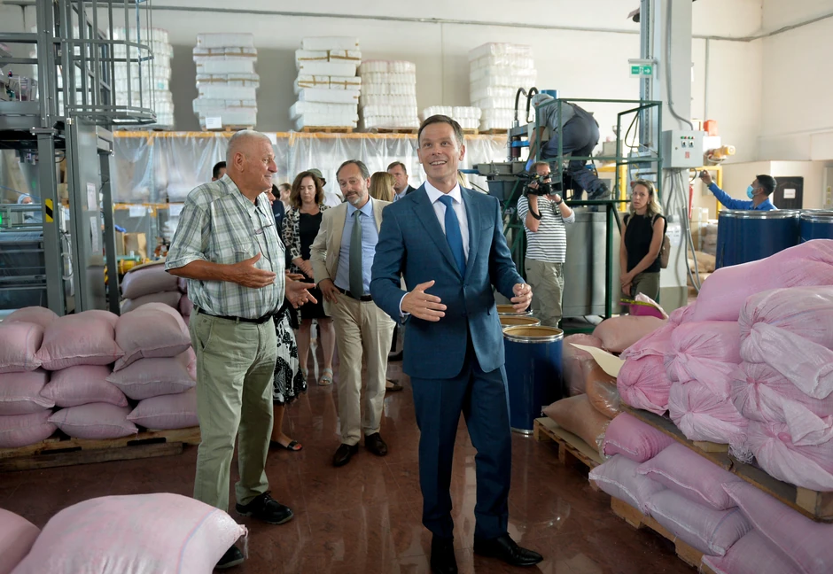 Raspisan konkurs za bespovratna novčana sredstva za preduzetnike, mikro i mala preduzeća