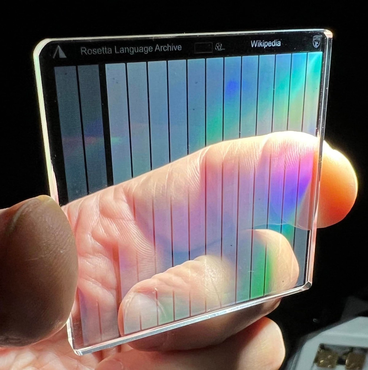 Dysk kwarcowy. Archiwum ludzkości na wypadek wojny nuklearnej